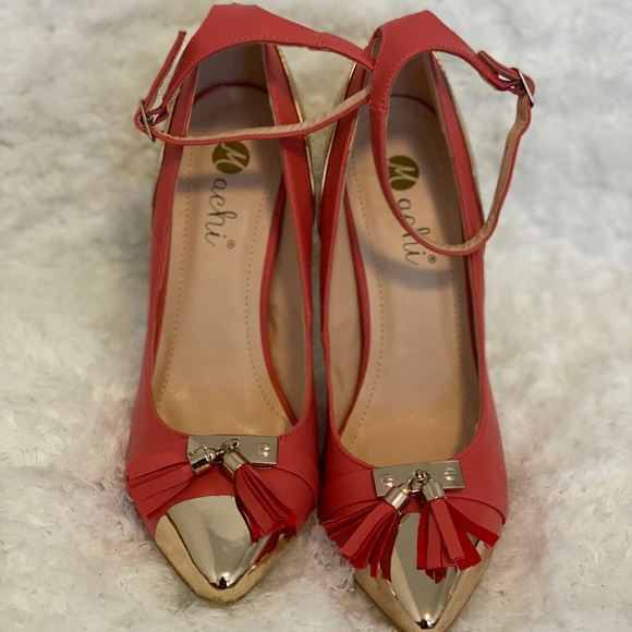 Coral/Gold Tassel Stiletto Pointed Toe Heels - Picture 3 of 6